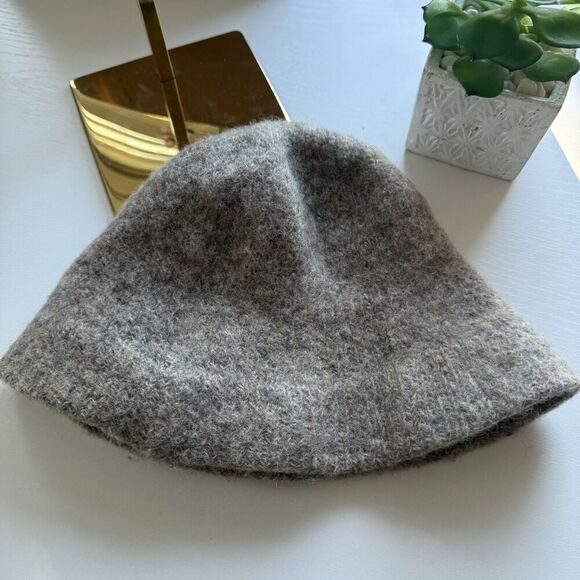 Barbour Hat Womens Gray Rose Clouche Lambs Wool Made‎ in Scotland - Picture 3 of 8